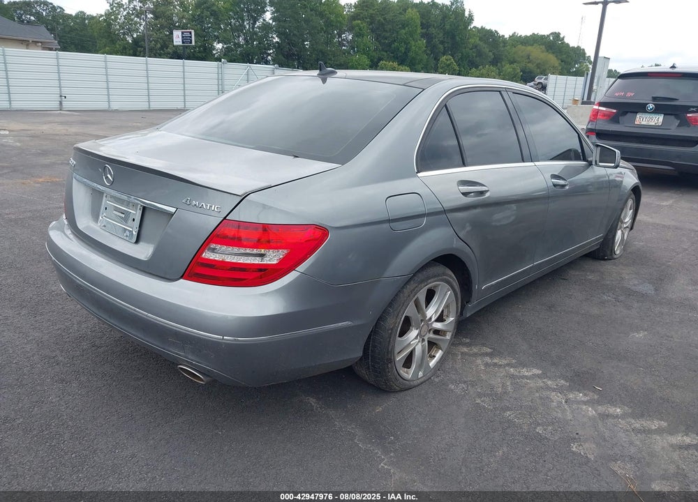 2013 MERCEDES-BENZ C 300 LUXURY 4MATIC VIN: WDDGF8AB3DR273873