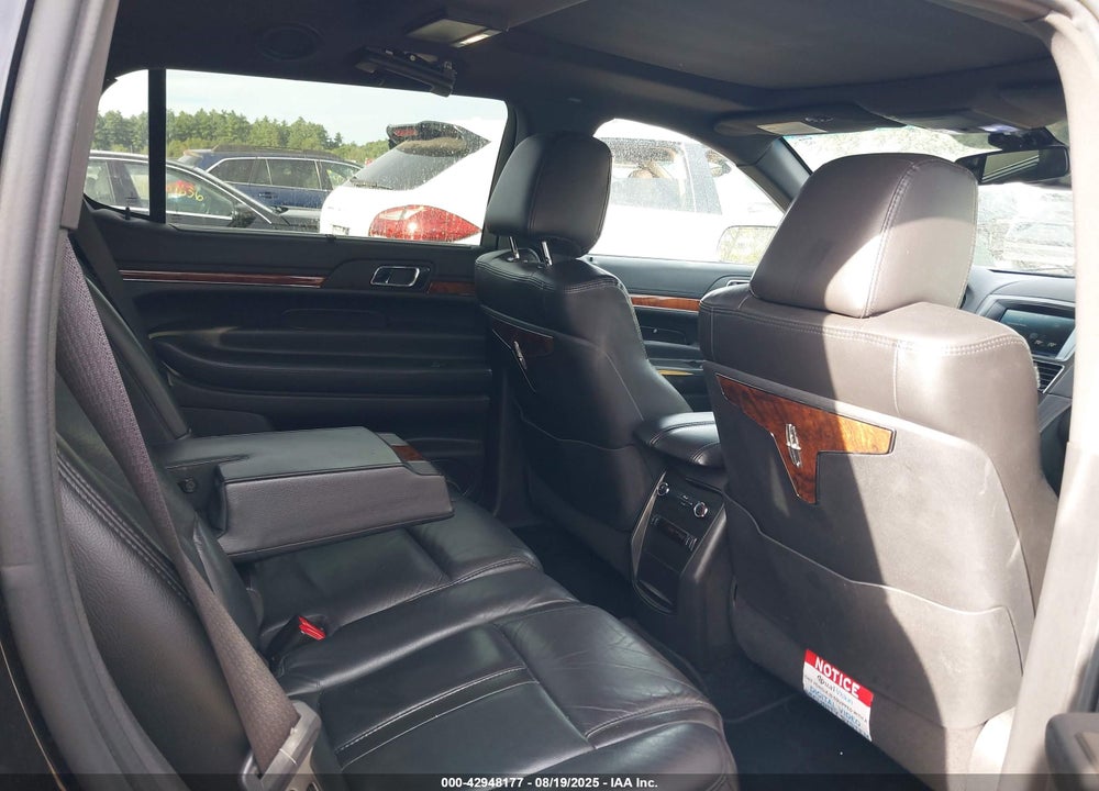 2013 LINCOLN MKT VIN: 2LMHJ5NK8DBL58619