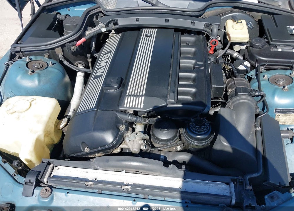 1999 BMW Z3 2.3 VIN: 4USCH9339XLG00523