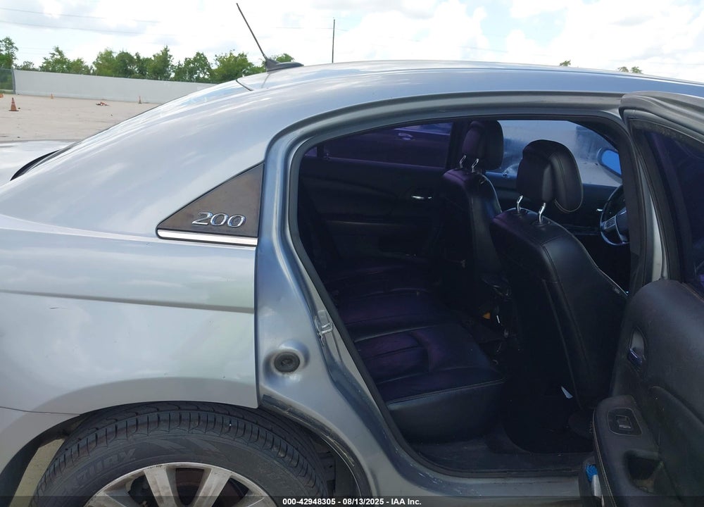 2013 CHRYSLER 200 LIMITED VIN: 1C3CCBCG6DN607848