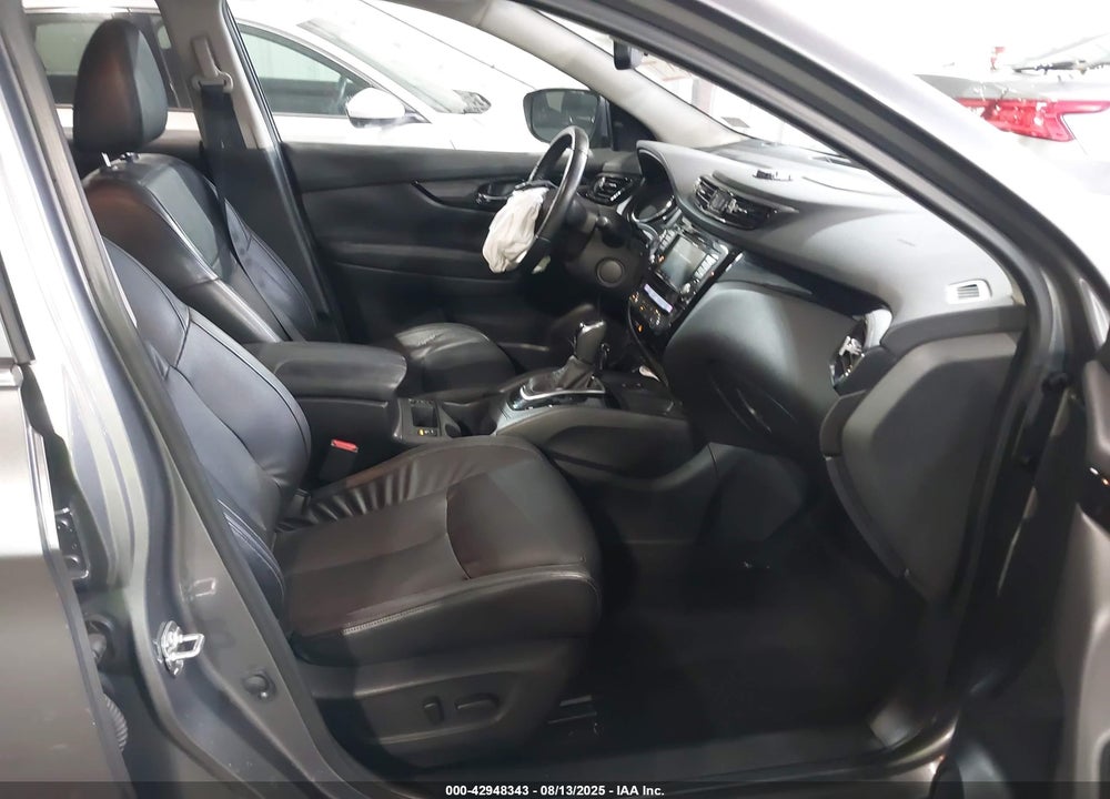 2021 NISSAN ROGUE SPORT VIN: JN1BJ1CW3MW672443