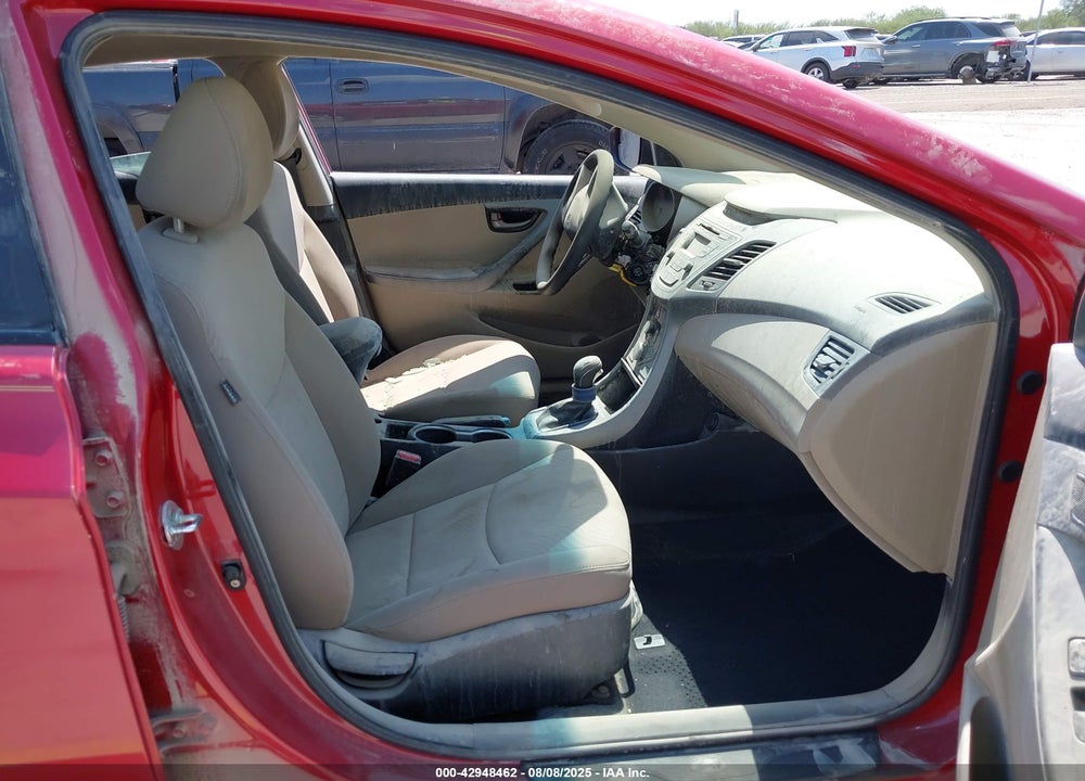 2015 HYUNDAI ELANTRA VIN: KMHDH4AE5FU353584