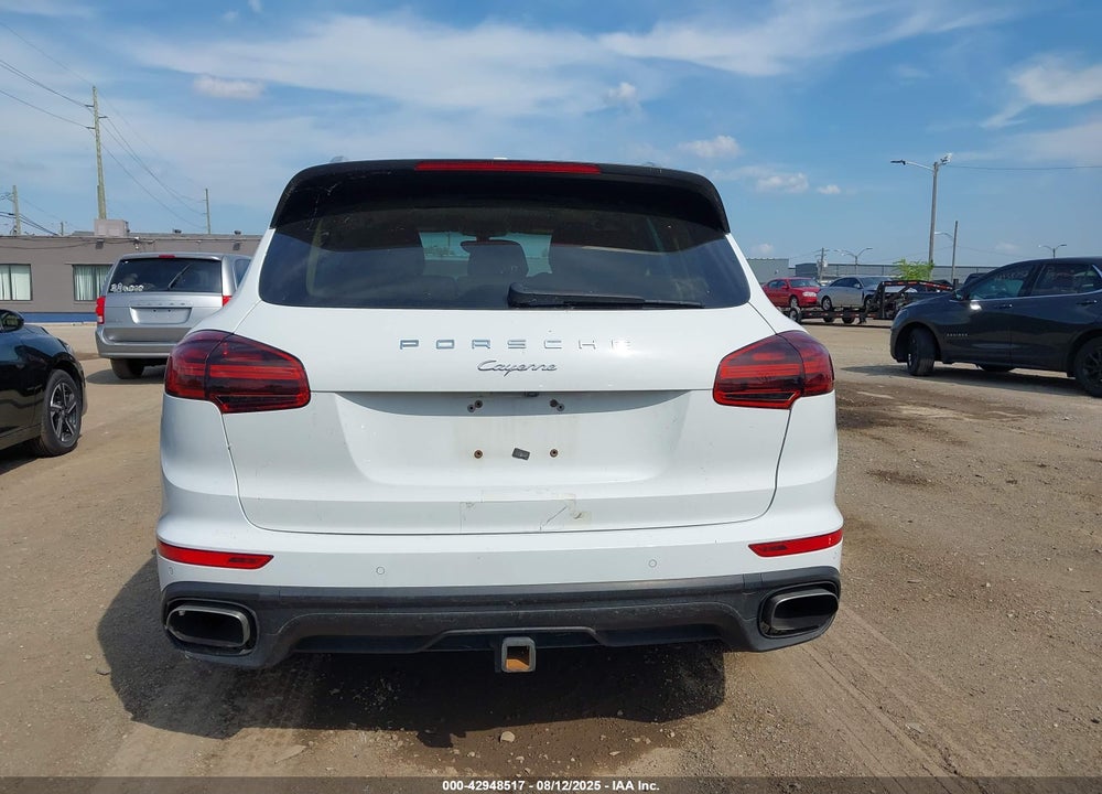 2016 PORSCHE CAYENNE VIN: WP1AA2A22GKA14976
