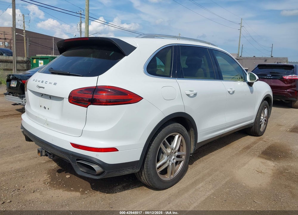 2016 PORSCHE CAYENNE VIN: WP1AA2A22GKA14976