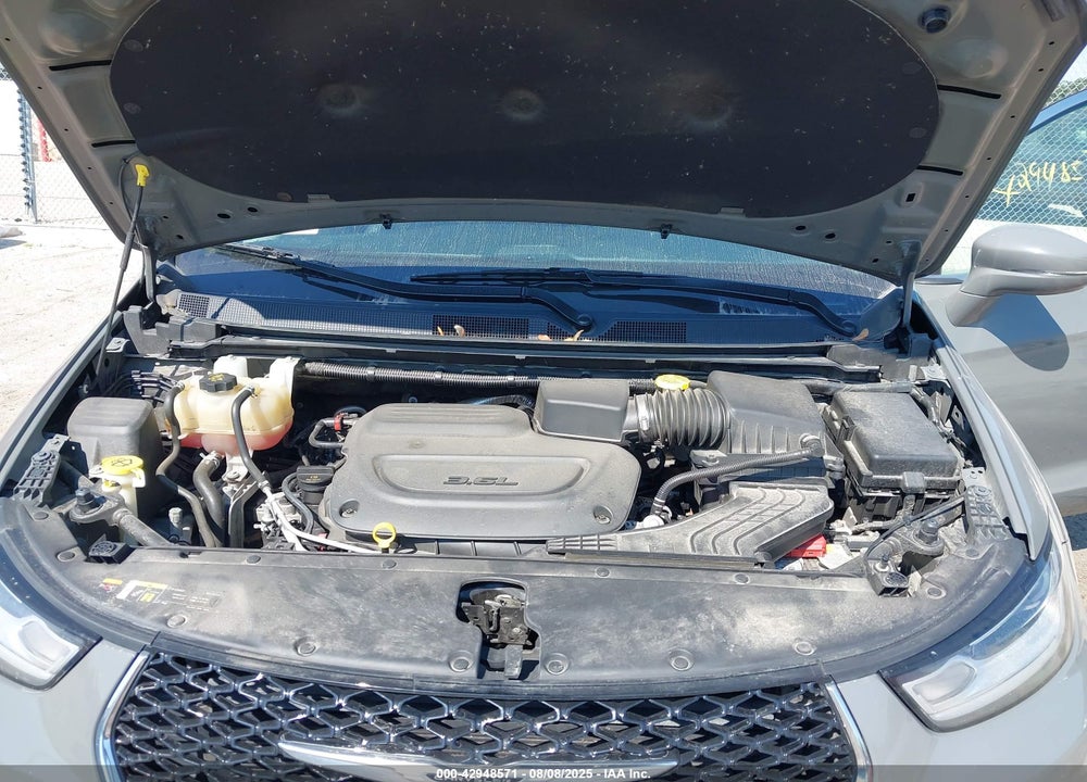 2022 CHRYSLER PACIFICA TOURING L VIN: 2C4RC1BG2NR111578