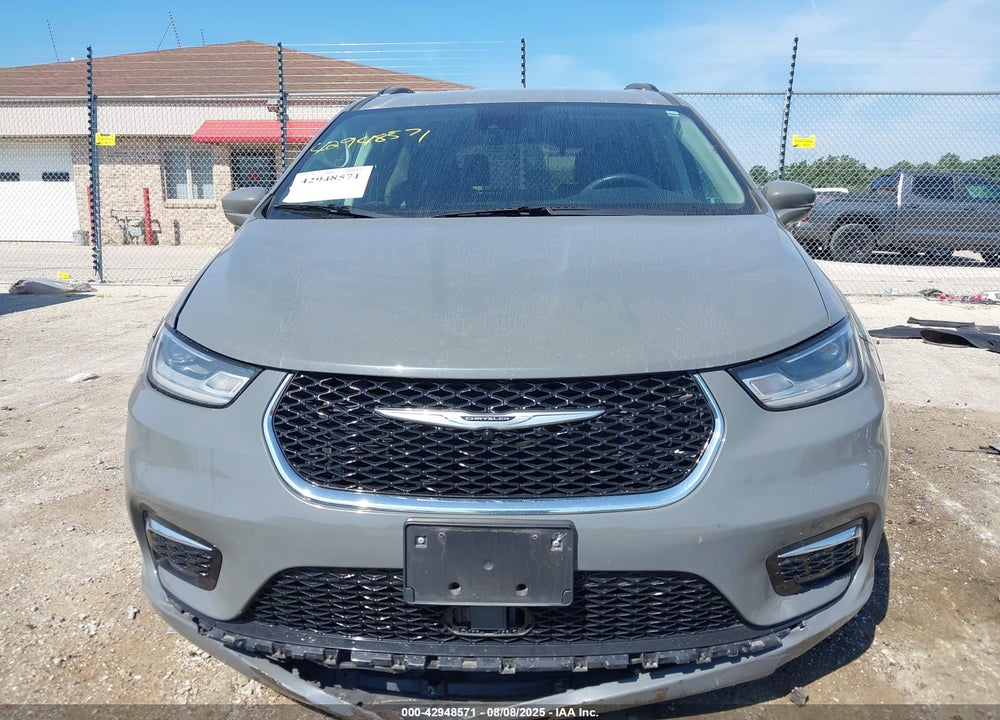 2022 CHRYSLER PACIFICA TOURING L VIN: 2C4RC1BG2NR111578