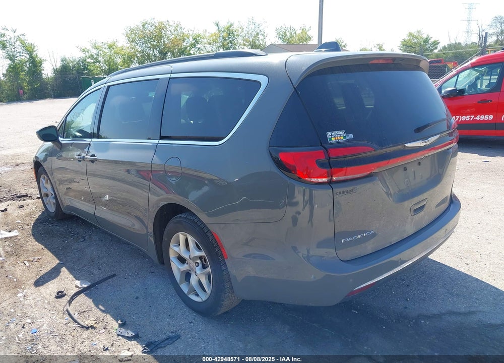 2022 CHRYSLER PACIFICA TOURING L VIN: 2C4RC1BG2NR111578