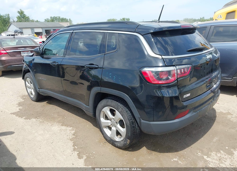 2018 JEEP COMPASS VIN: 3C4NJCBBXJT124588