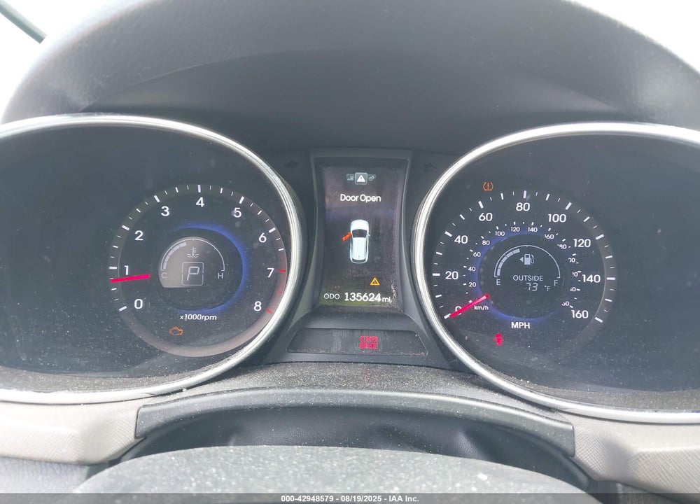 2014 HYUNDAI SANTA FE VIN: KM8SR4HF7EU036827
