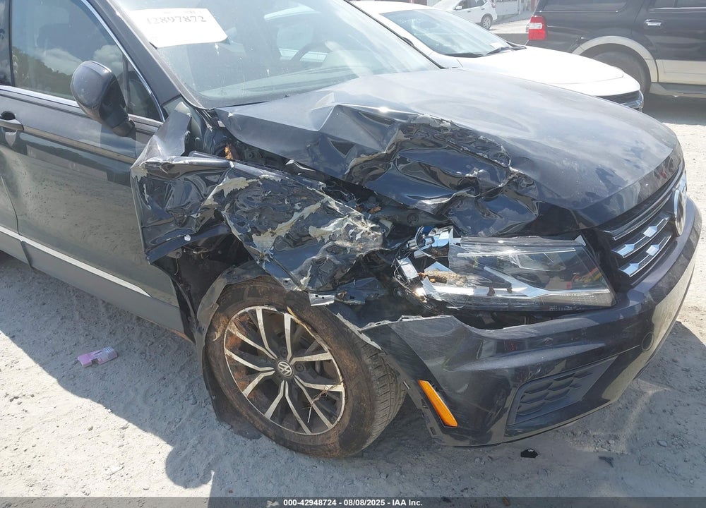 2021 VOLKSWAGEN TIGUAN VIN: 3VV3B7AX7MM030418