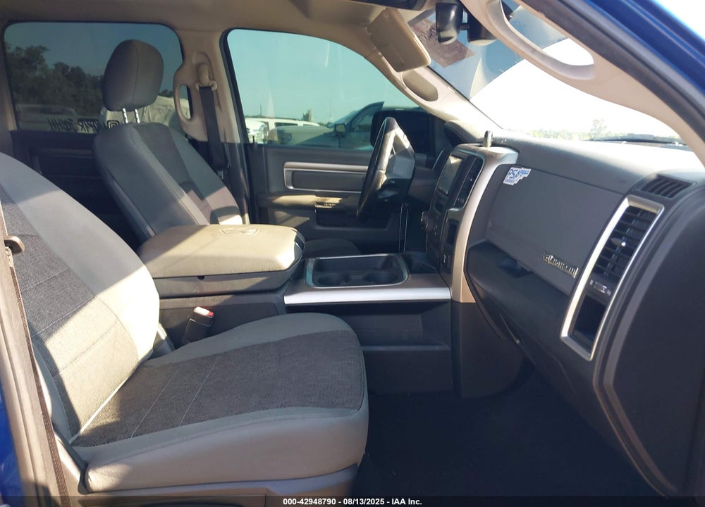 2018 RAM 1500 VIN: 3C6RR6LT1JG195374