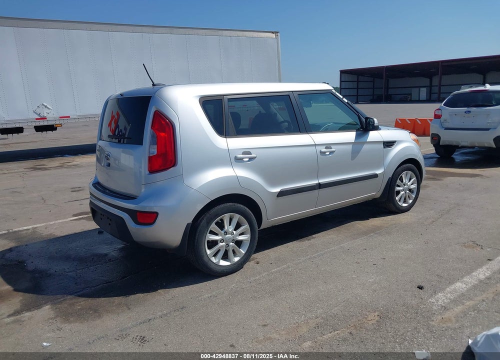 2012 KIA SOUL VIN: KNDJT2A61C7401773