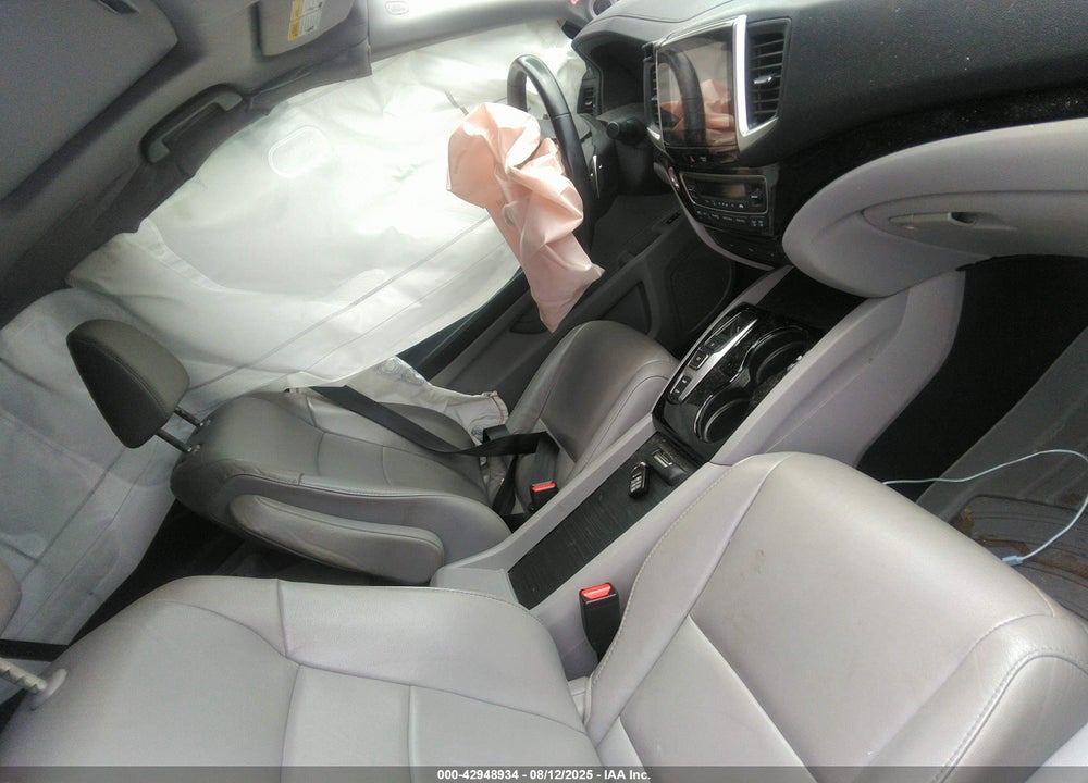 2017 HONDA PILOT VIN: 5FNYF5H96HB043319
