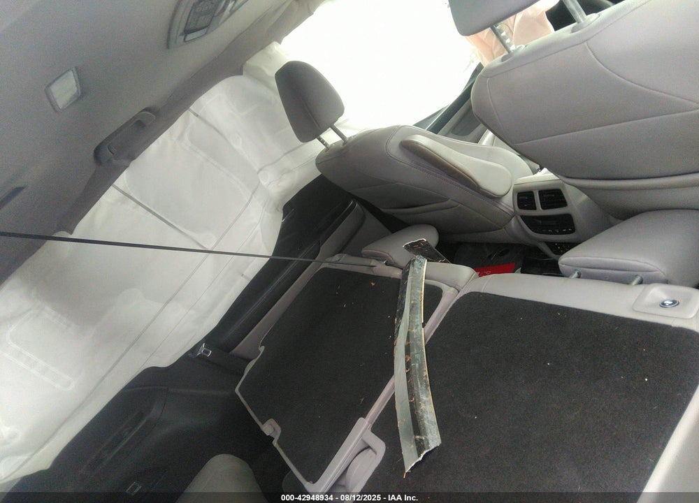 2017 HONDA PILOT VIN: 5FNYF5H96HB043319