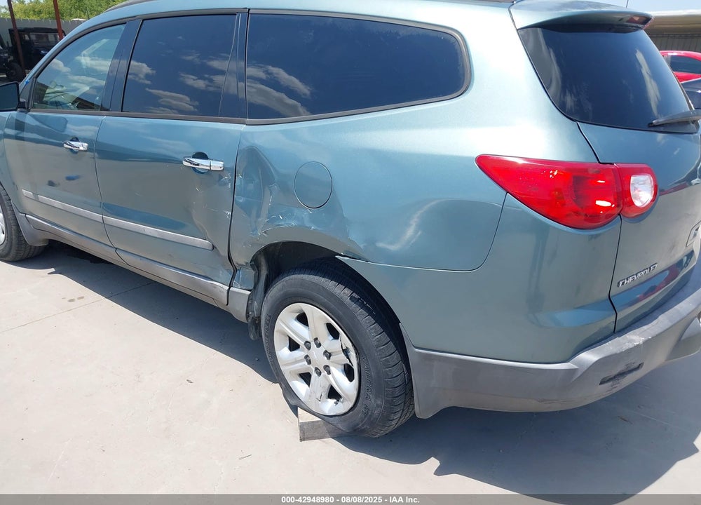 2009 CHEVROLET TRAVERSE VIN: 1GNER13D99S176991