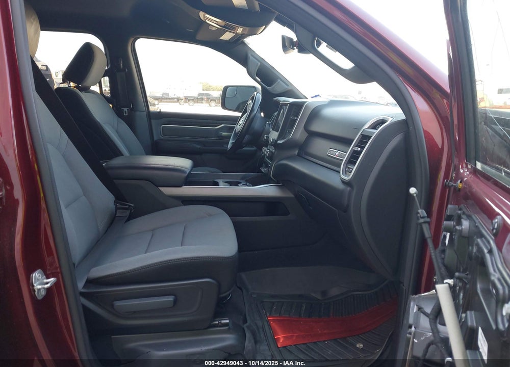 2021 RAM 1500 VIN: 1C6RREFT9MN750640