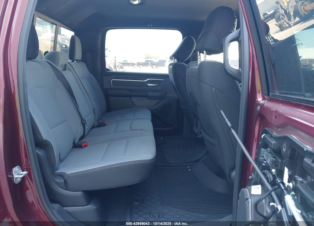 2021 RAM 1500 VIN: 1C6RREFT9MN750640