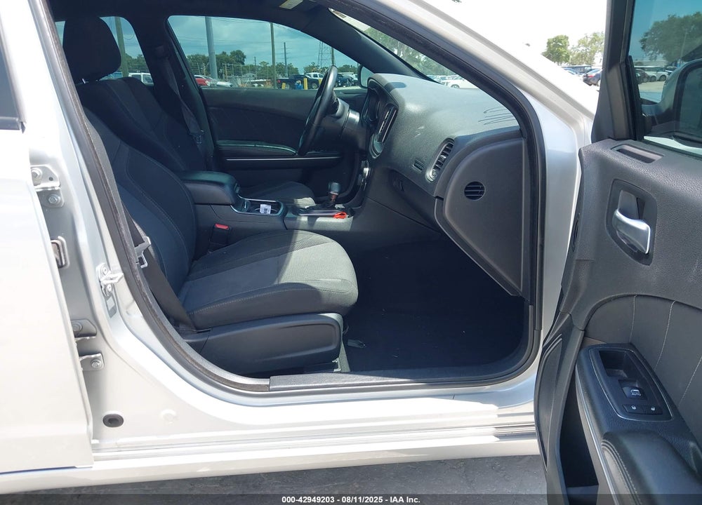2019 DODGE CHARGER VIN: 2C3CDXBG1KH576882