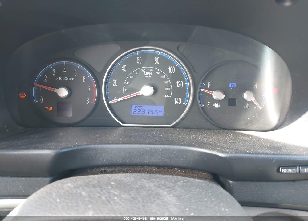 2007 HYUNDAI SANTA FE GLS VIN: 5NMSG13D57H076154