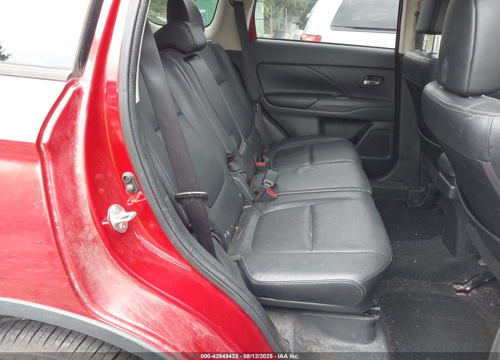 2015 MITSUBISHI OUTLANDER SE VIN: JA4AD3A39FZ007045