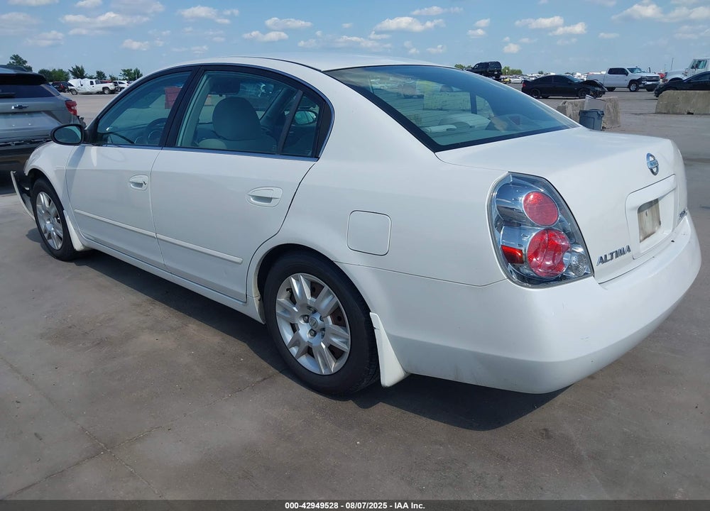 2005 NISSAN ALTIMA VIN: 1N4AL11D05N486618