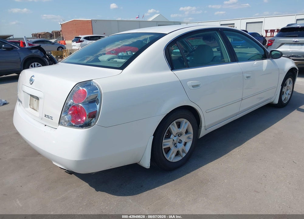 2005 NISSAN ALTIMA VIN: 1N4AL11D05N486618