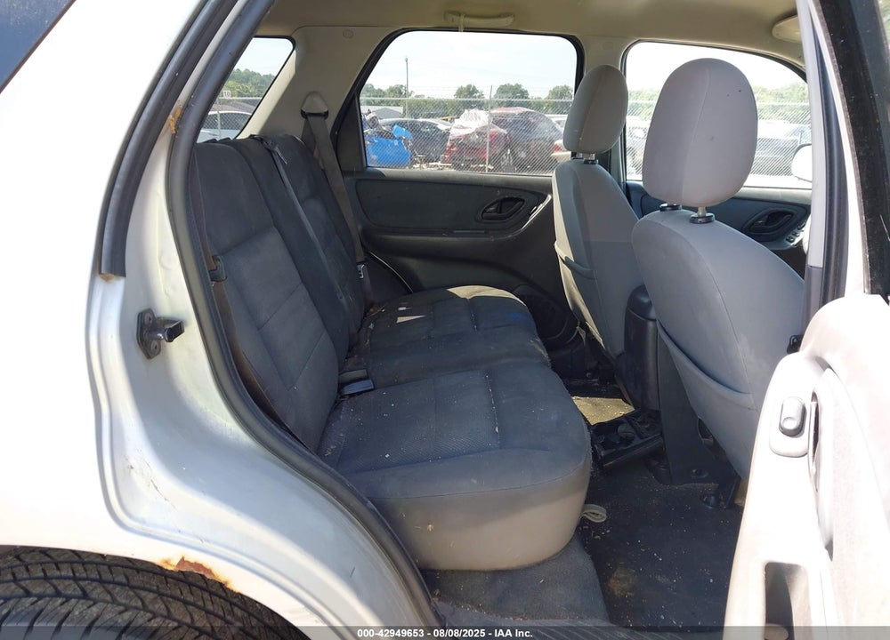 2005 FORD ESCAPE XLT VIN: 1FMYU93115KD10259