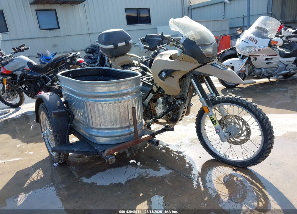 2005 BMW F650 DAKAR VIN: WB10186A15ZL45565