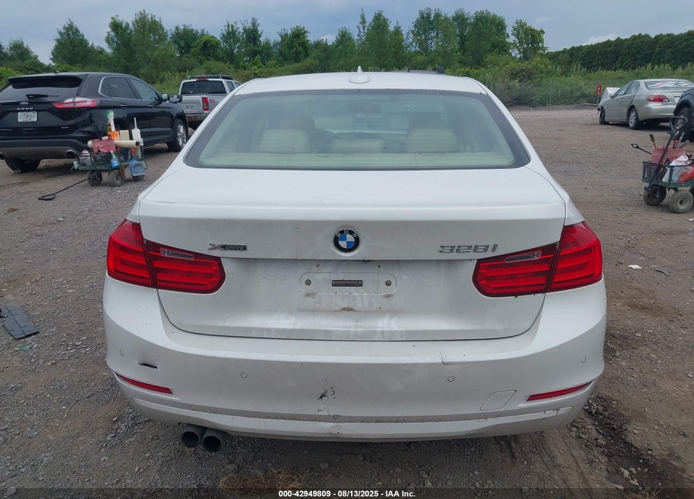 2014 BMW 3 SERIES VIN: WBA3B3G55ENR82173