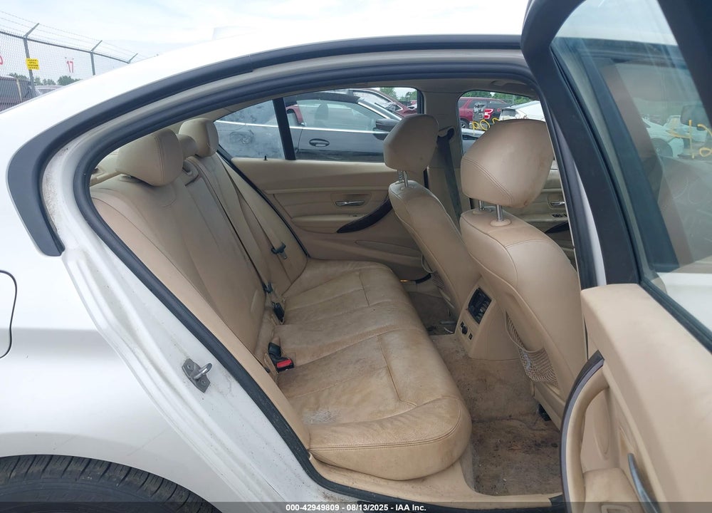 2014 BMW 3 SERIES VIN: WBA3B3G55ENR82173