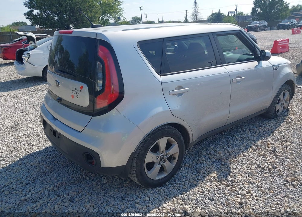 2017 KIA SOUL VIN: KNDJN2A27H7492076