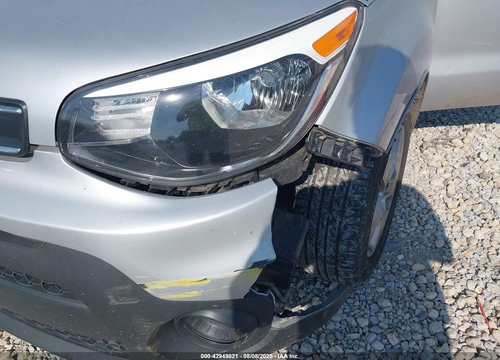 2017 KIA SOUL VIN: KNDJN2A27H7492076