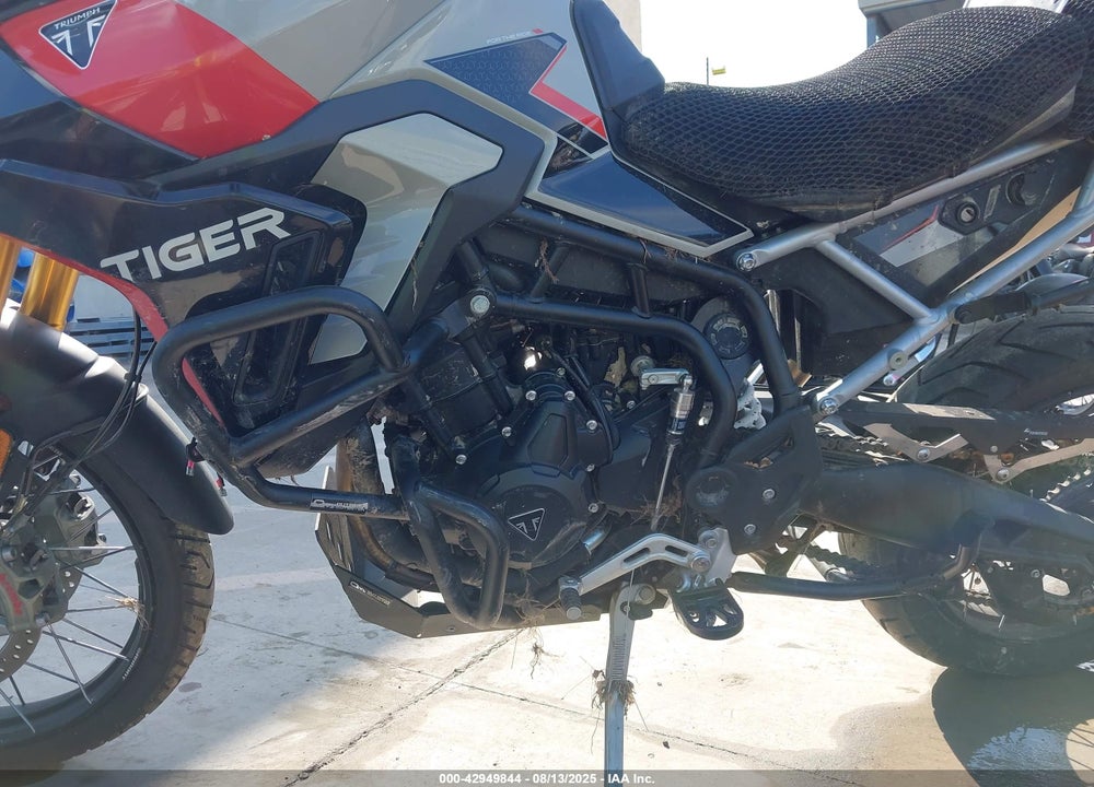 2024 TRIUMPH MOTORCYCLE TIGER 900 RALLY PRO VIN: SMTC83DE7RTBS2562