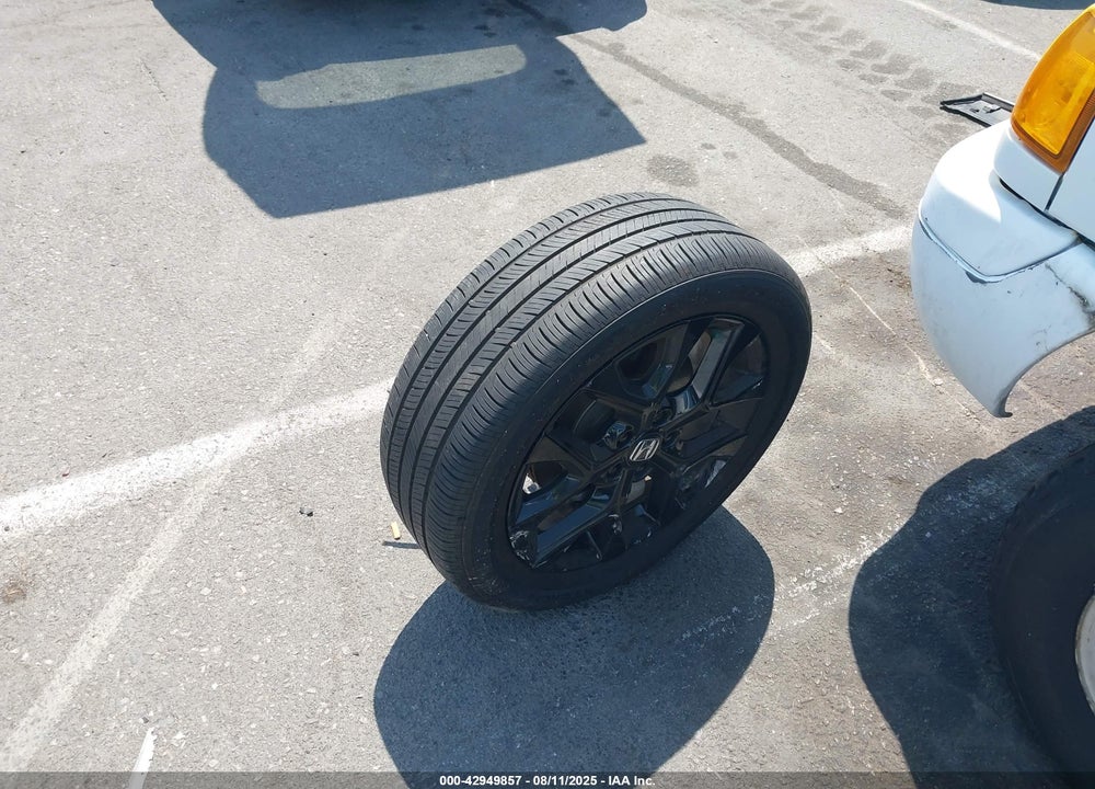 2024 HONDA HR-V 2WD SPORT/2WD SPORT W/O BSI VIN: 3CZRZ1H56RM721186