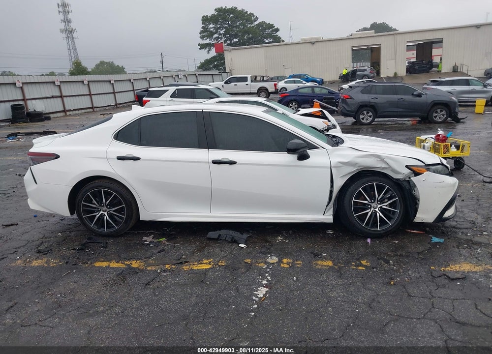 2021 TOYOTA CAMRY VIN: 4T1G11AKXMU456910