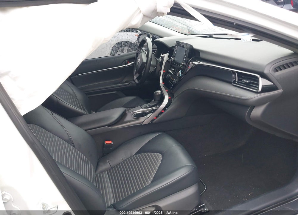 2021 TOYOTA CAMRY VIN: 4T1G11AKXMU456910