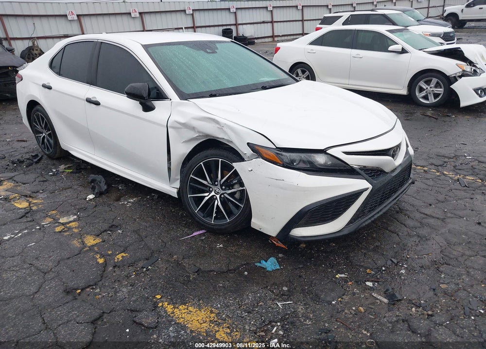 2021 TOYOTA CAMRY VIN: 4T1G11AKXMU456910