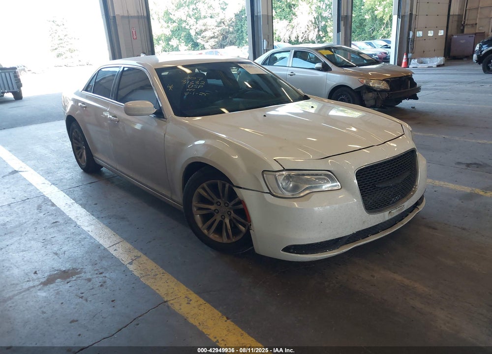2015 CHRYSLER 300 LIMITED VIN: 2C3CCAAG8FH806926
