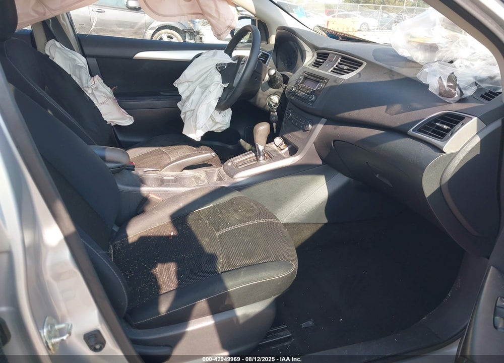 2017 NISSAN SENTRA VIN: 3N1AB7AP8HY353237