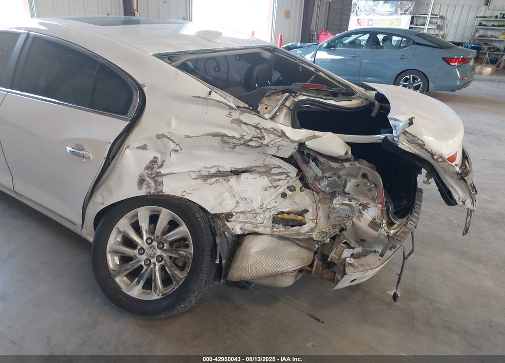 2016 BUICK LACROSSE VIN: 1G4GB5G30GF108448