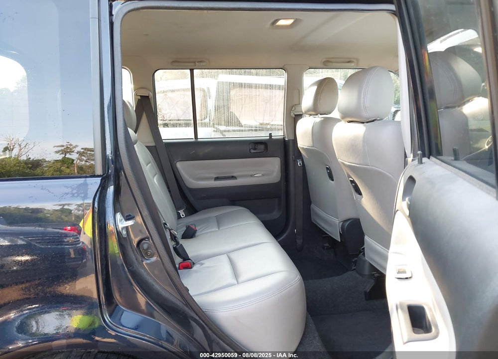 2006 SCION XB VIN: JTLKT334564084886