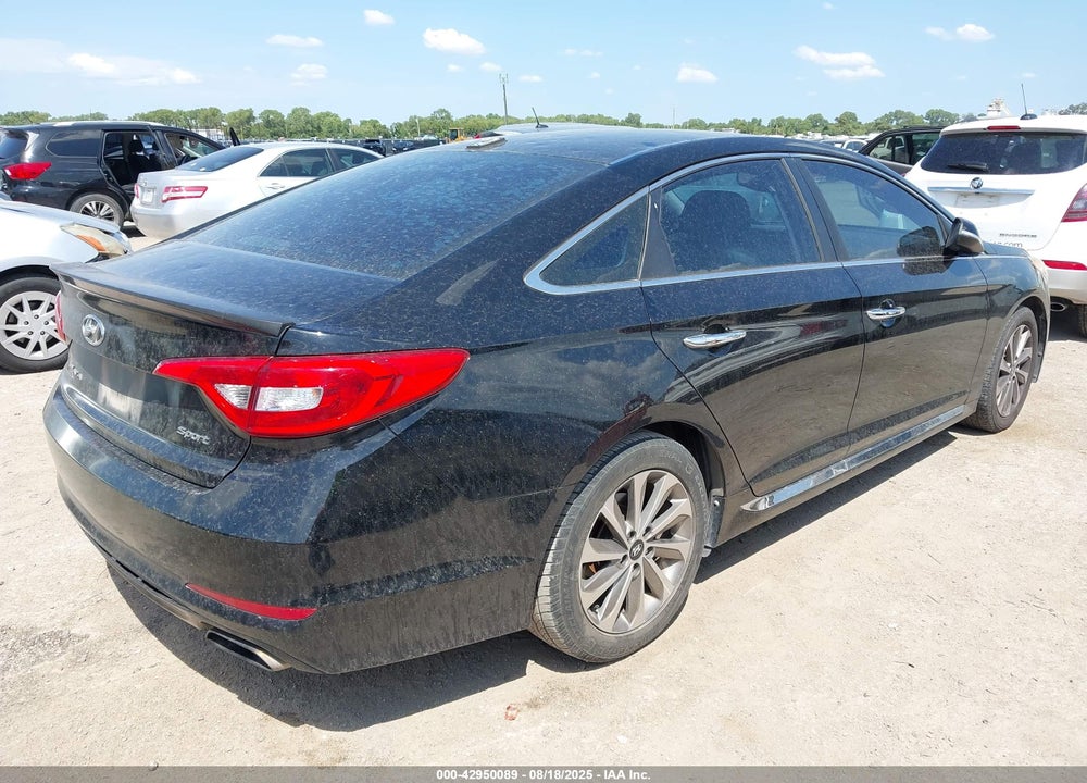 2015 HYUNDAI SONATA SPORT VIN: 5NPE34AF6FH106231