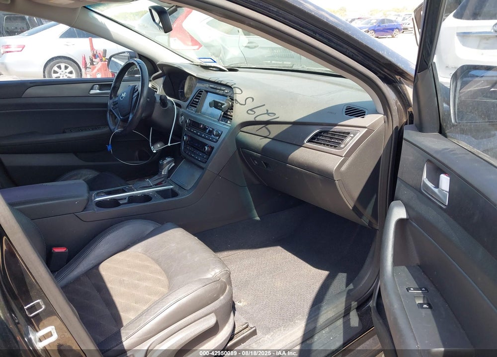 2015 HYUNDAI SONATA SPORT VIN: 5NPE34AF6FH106231