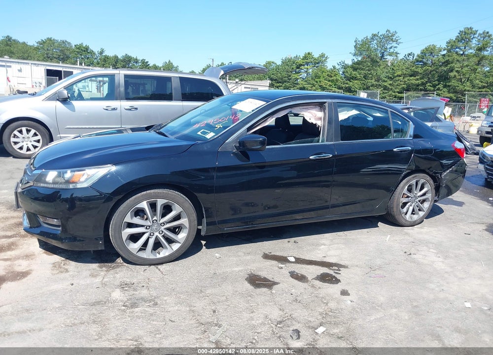2015 HONDA ACCORD VIN: 1HGCR2F58FA015058