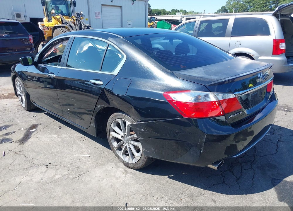 2015 HONDA ACCORD VIN: 1HGCR2F58FA015058