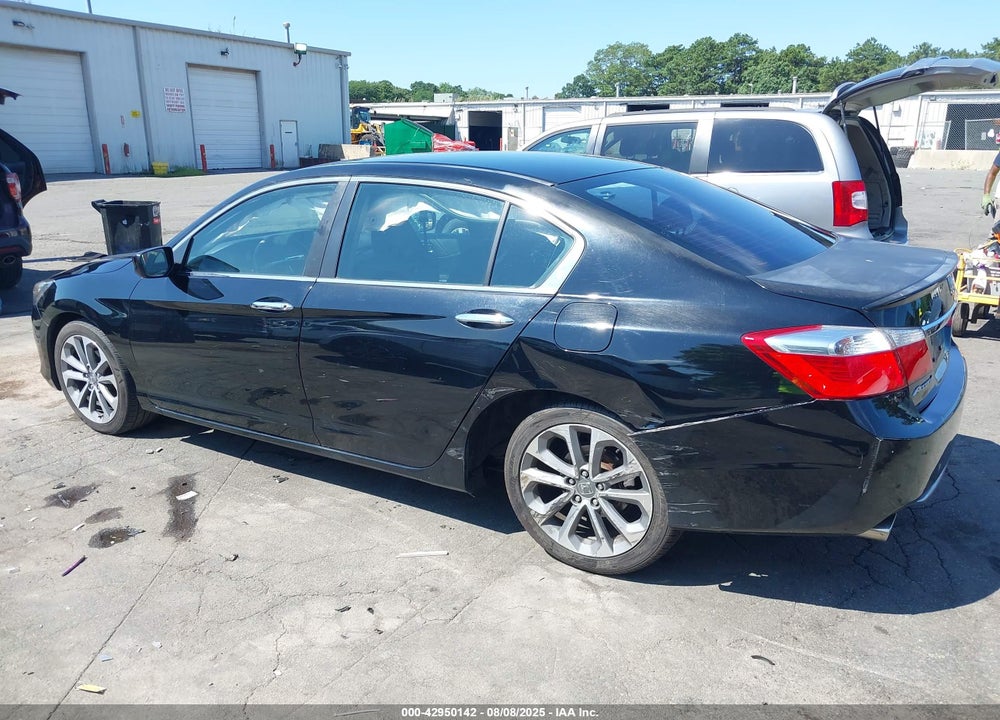 2015 HONDA ACCORD VIN: 1HGCR2F58FA015058