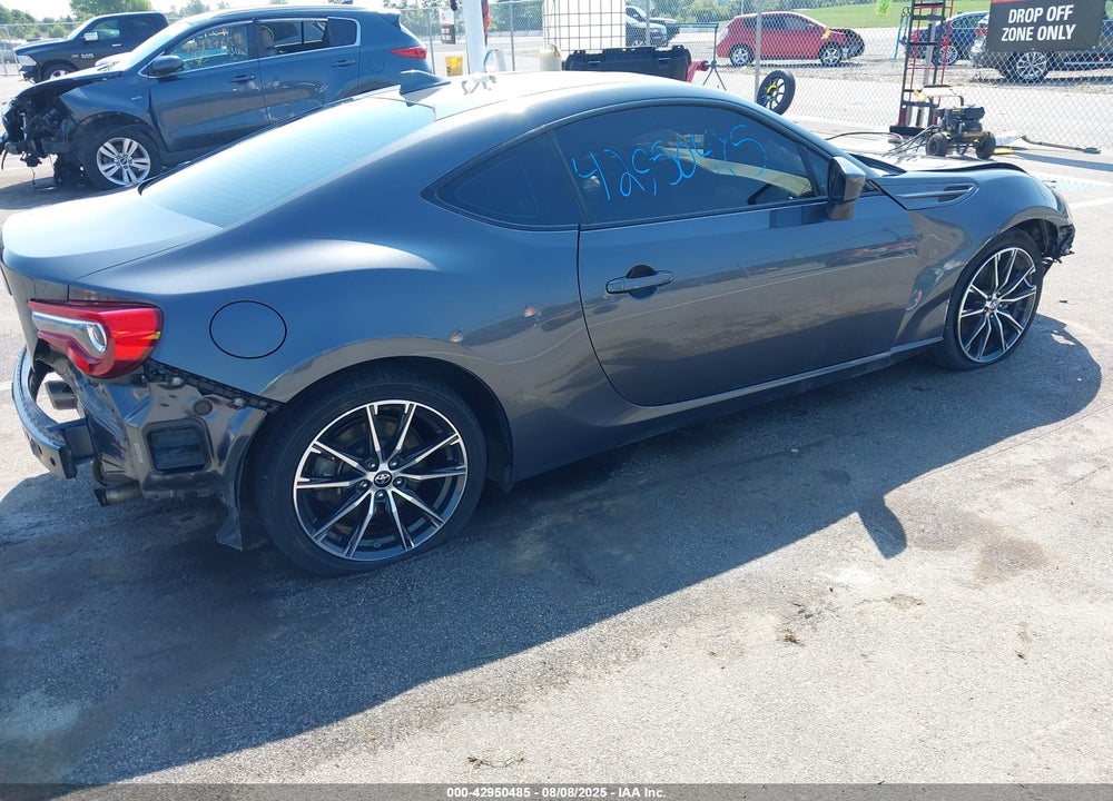 2020 TOYOTA GR 86 VIN: JF1ZNAA19L8753382