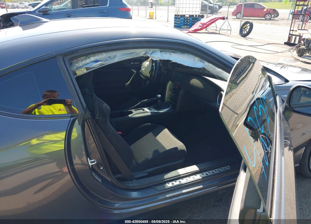 2020 TOYOTA GR 86 VIN: JF1ZNAA19L8753382