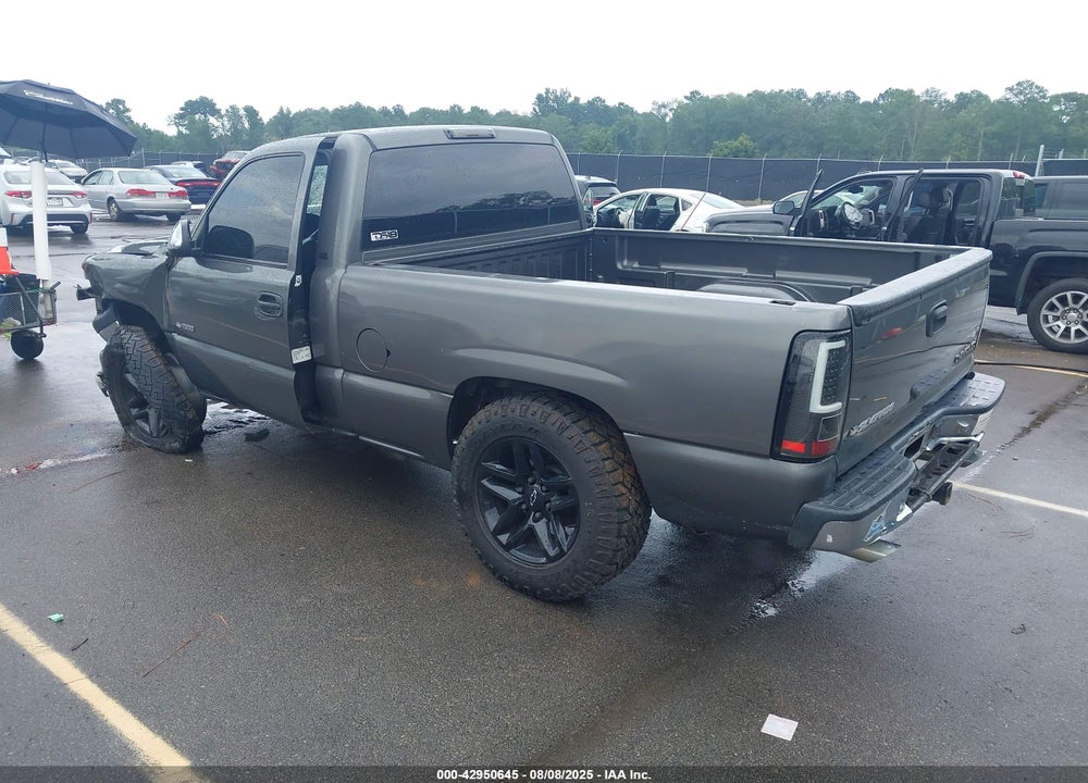 2000 CHEVROLET SILVERADO 1500 LS VIN: 1GCEC14W8YZ308056