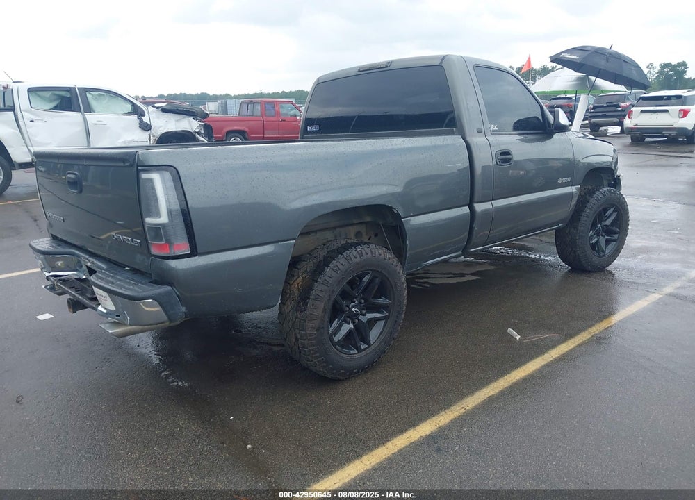 2000 CHEVROLET SILVERADO 1500 LS VIN: 1GCEC14W8YZ308056